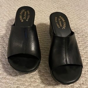Kork Ease Black Slide Sandals